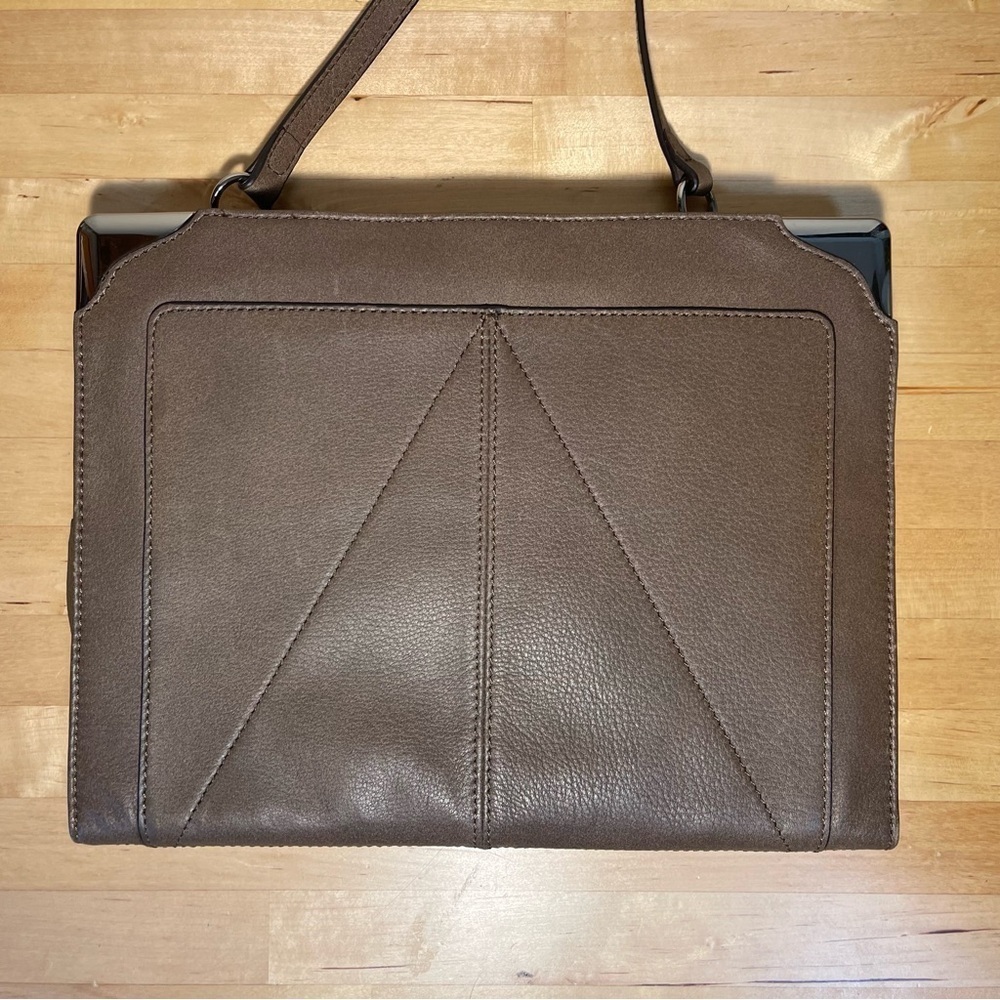 B Makowsky Genuine Leather iPad Holder Crossbody Portfolio Organizer